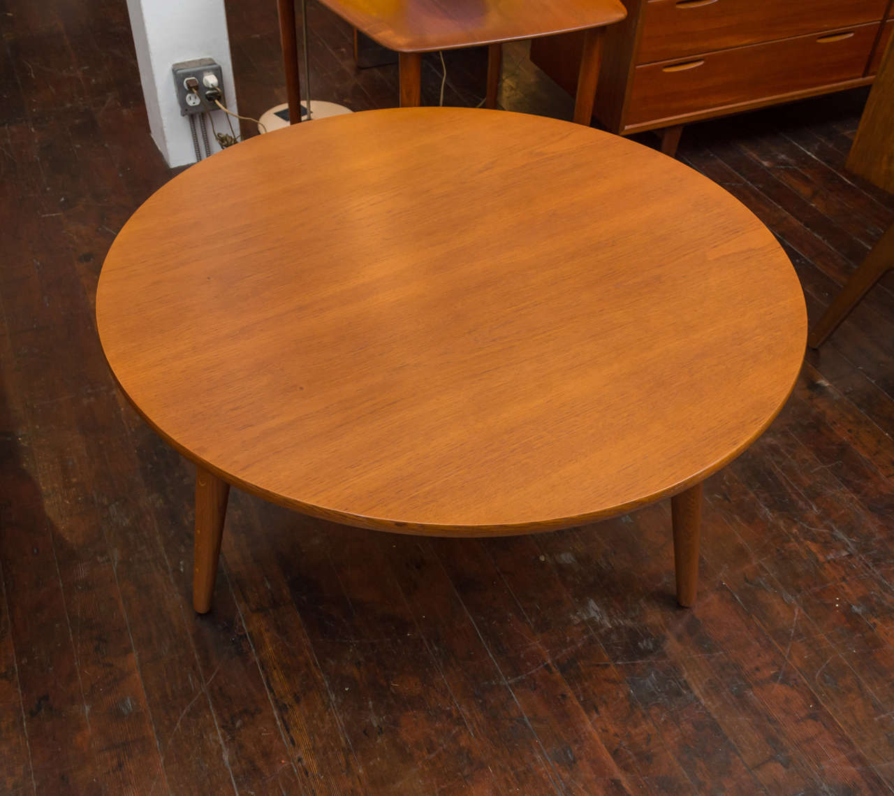 Hans J Wegner Coffee Table In Excellent Condition For Sale In San Francisco, CA