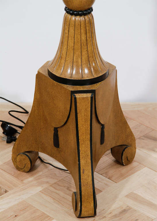 French Early Art Deco Floor Lamp in the Manner of  Rateau.