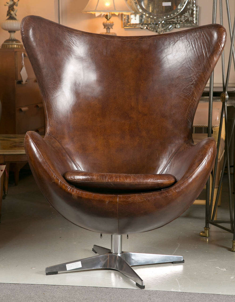 arne jacobsen style chair