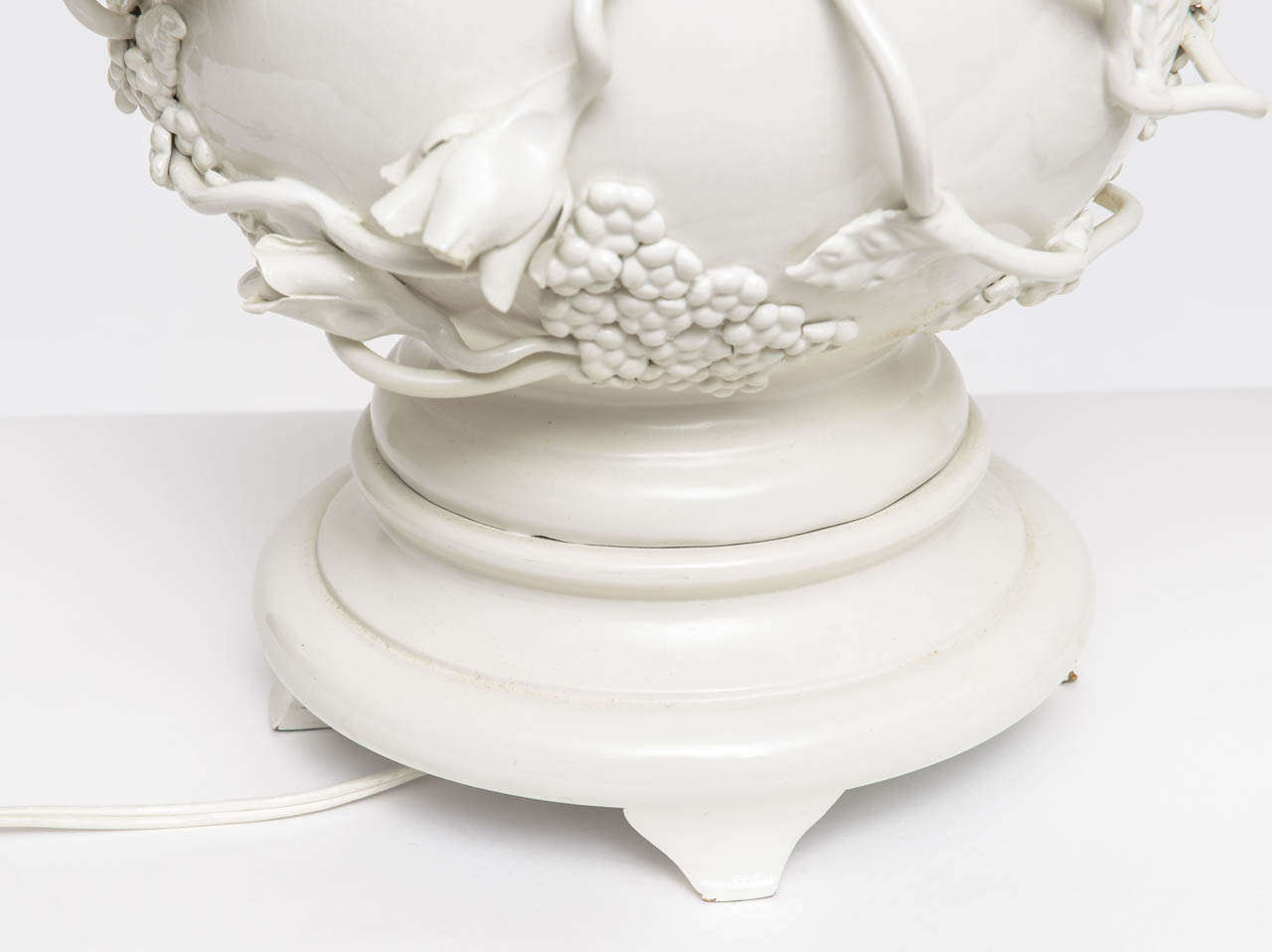 Pair of Large Blanc de Chine Porcelain Table Lamps 3