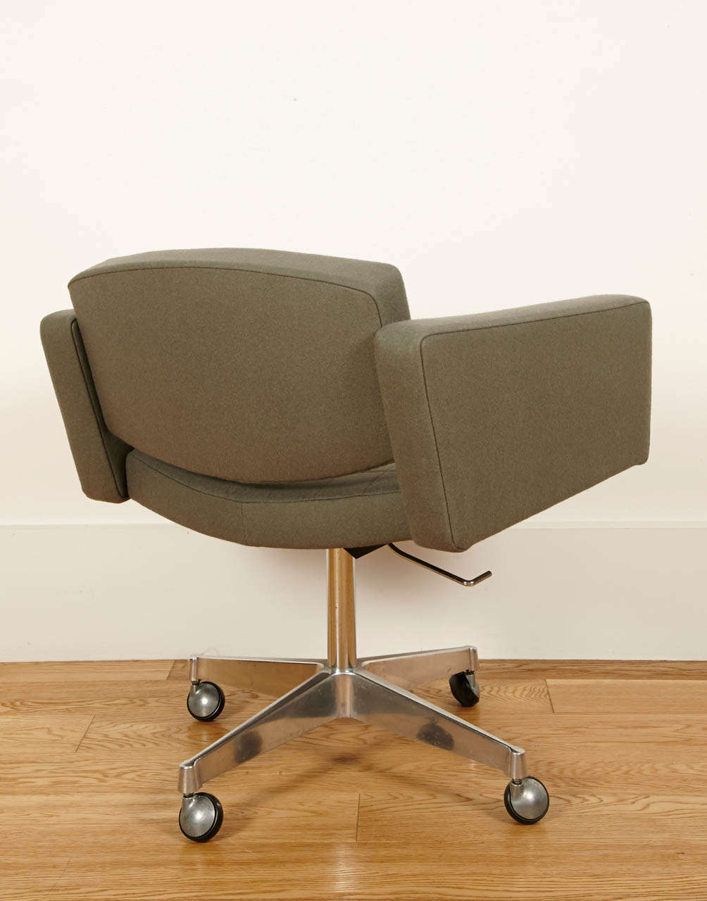 Conseil Chair Designed By Pierre Guariche - Meurop Edition - 1960 In Good Condition For Sale In Paris, FR