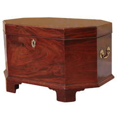 Chippendale Period Flame Grain Mahogany Octagonal Cellarette, English circa 1760