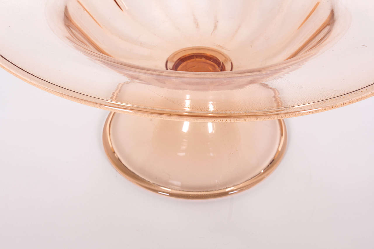 Italian Venini Glass Bowl Infused with Gold Leaf from the late 1920s