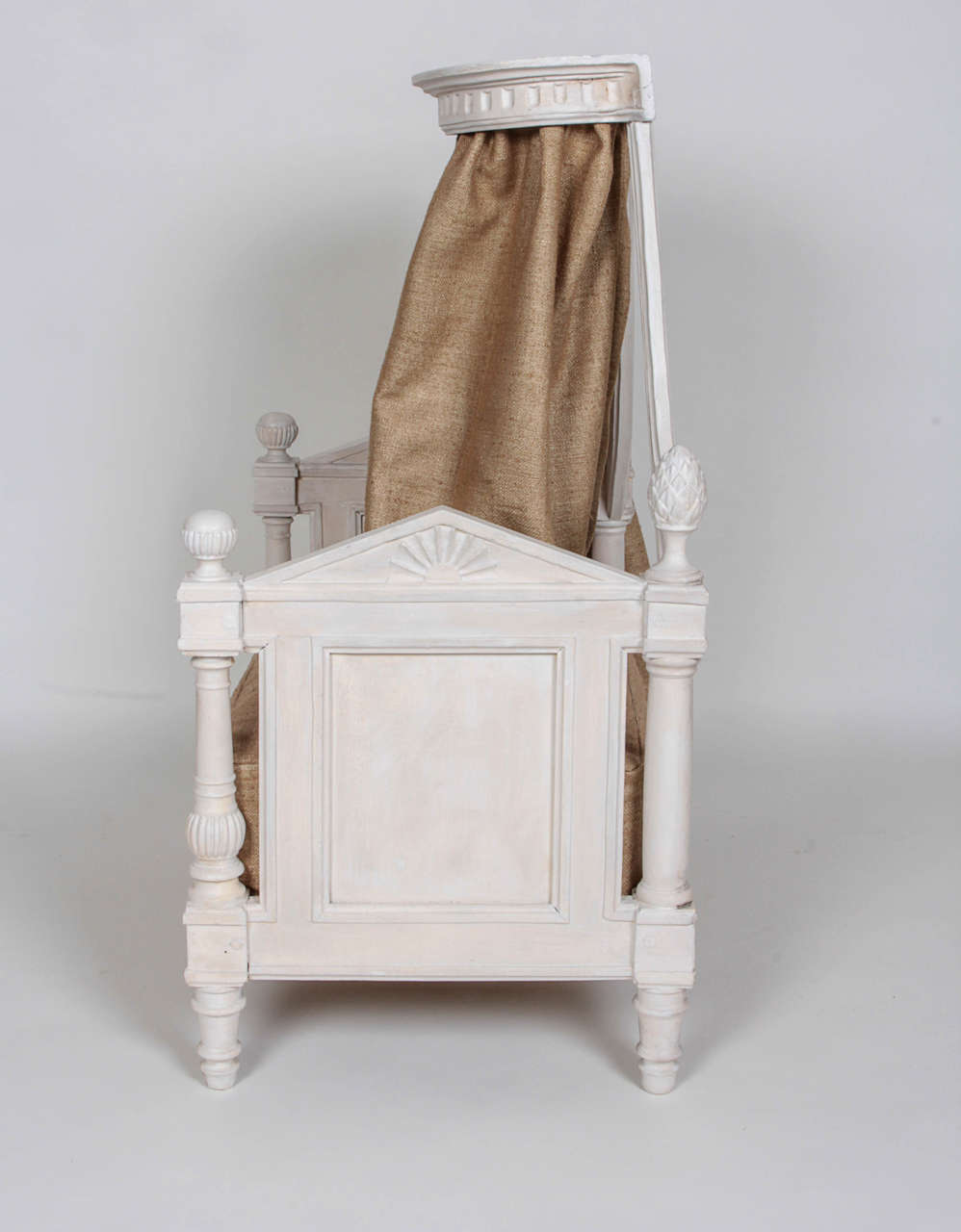 Directoire 18th-Century French Dog Bed