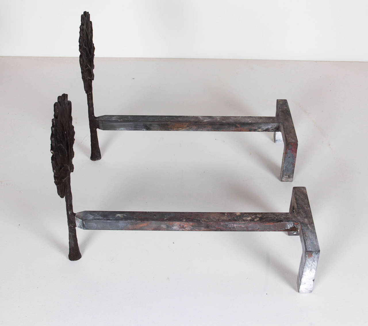 Tree Andirons in Cast Bronze and Iron In Good Condition In New York, NY