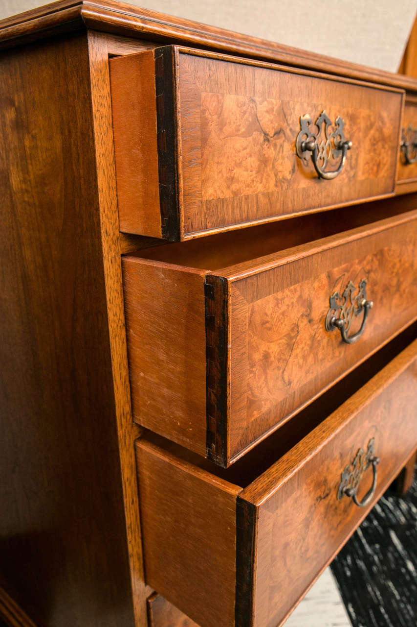 Five-Drawer Walnut Burl Chest of Drawers In New Condition For Sale In Woodbury, CT