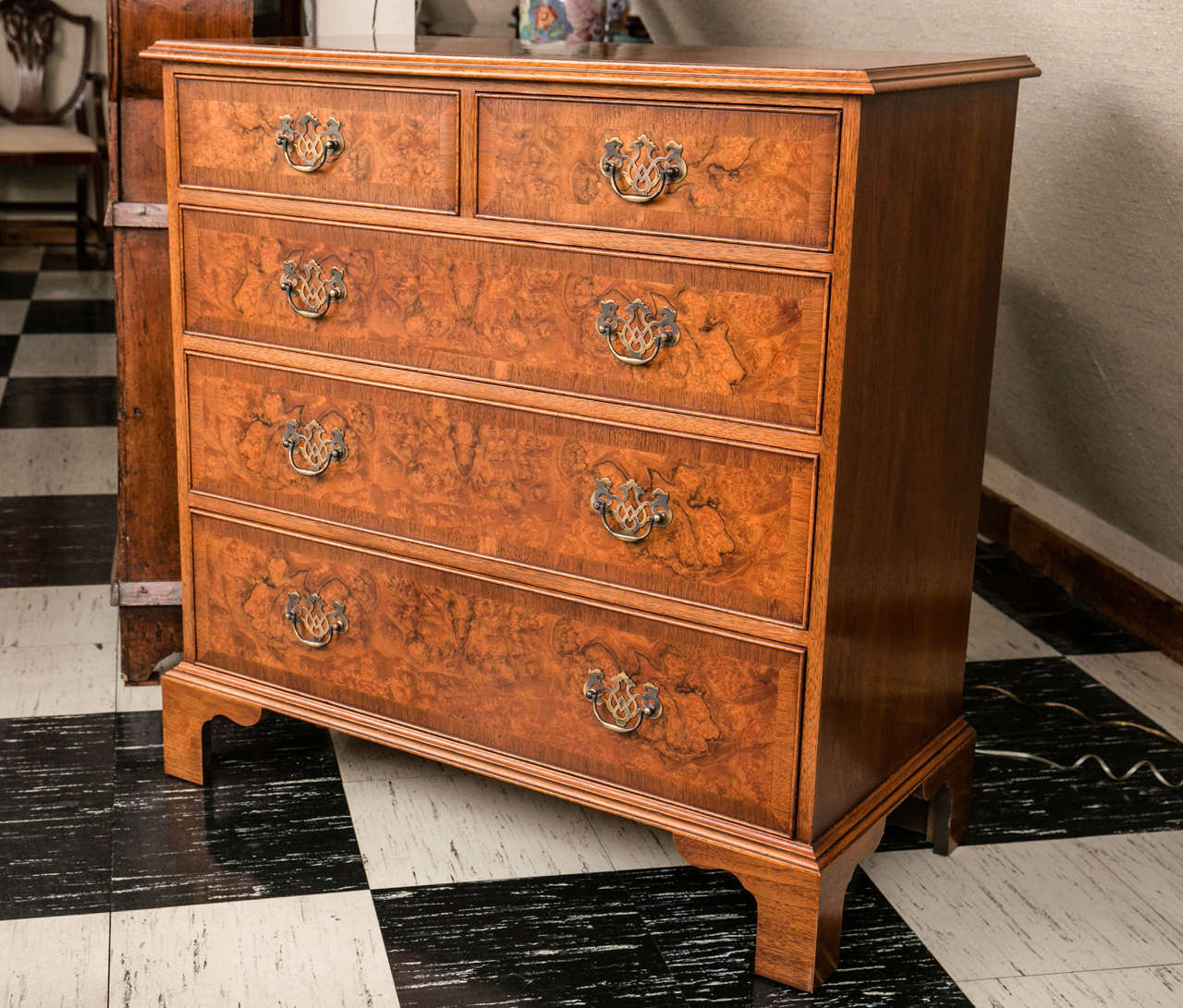 Five-Drawer Walnut Burl Chest of Drawers For Sale 1