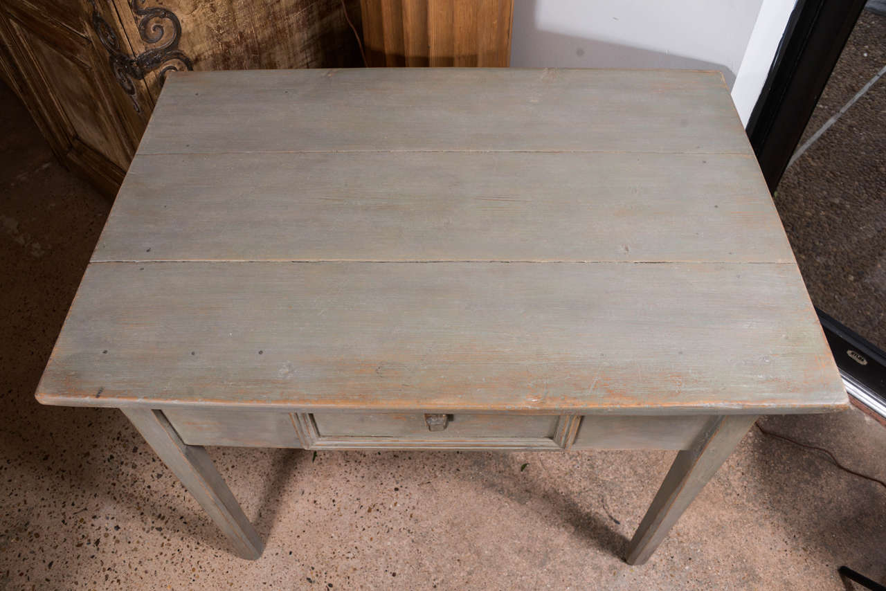 Painted 19th c. Table In Excellent Condition In Houston, TX