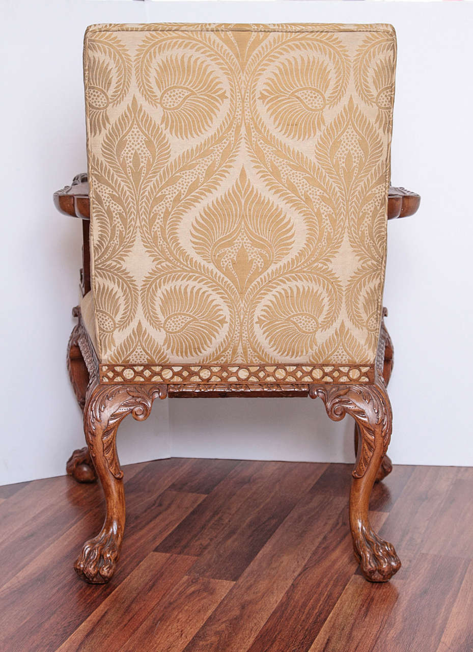 19th Century Irish Chippendale Carved Walnut Armchairs In Excellent Condition In Dallas, TX