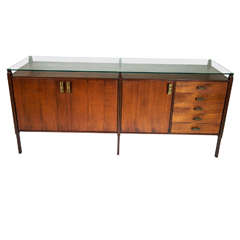 Elegant Italian 1950
s Walnut wood sideboard.