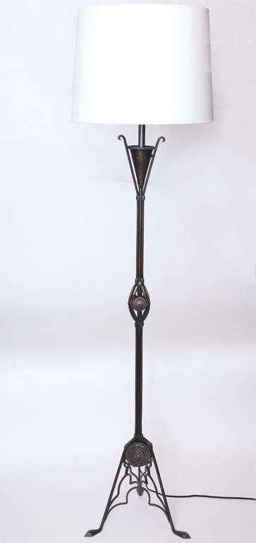 A pair of Art Deco floor lamps hand-wrought iron by John B Salterini 1920's
New sockets and rewired
Shades not included