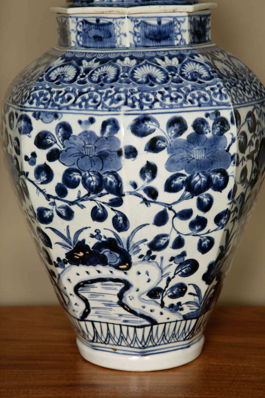 A Large late 17th Century Japanese Octagonal Arita Blue and White Vase