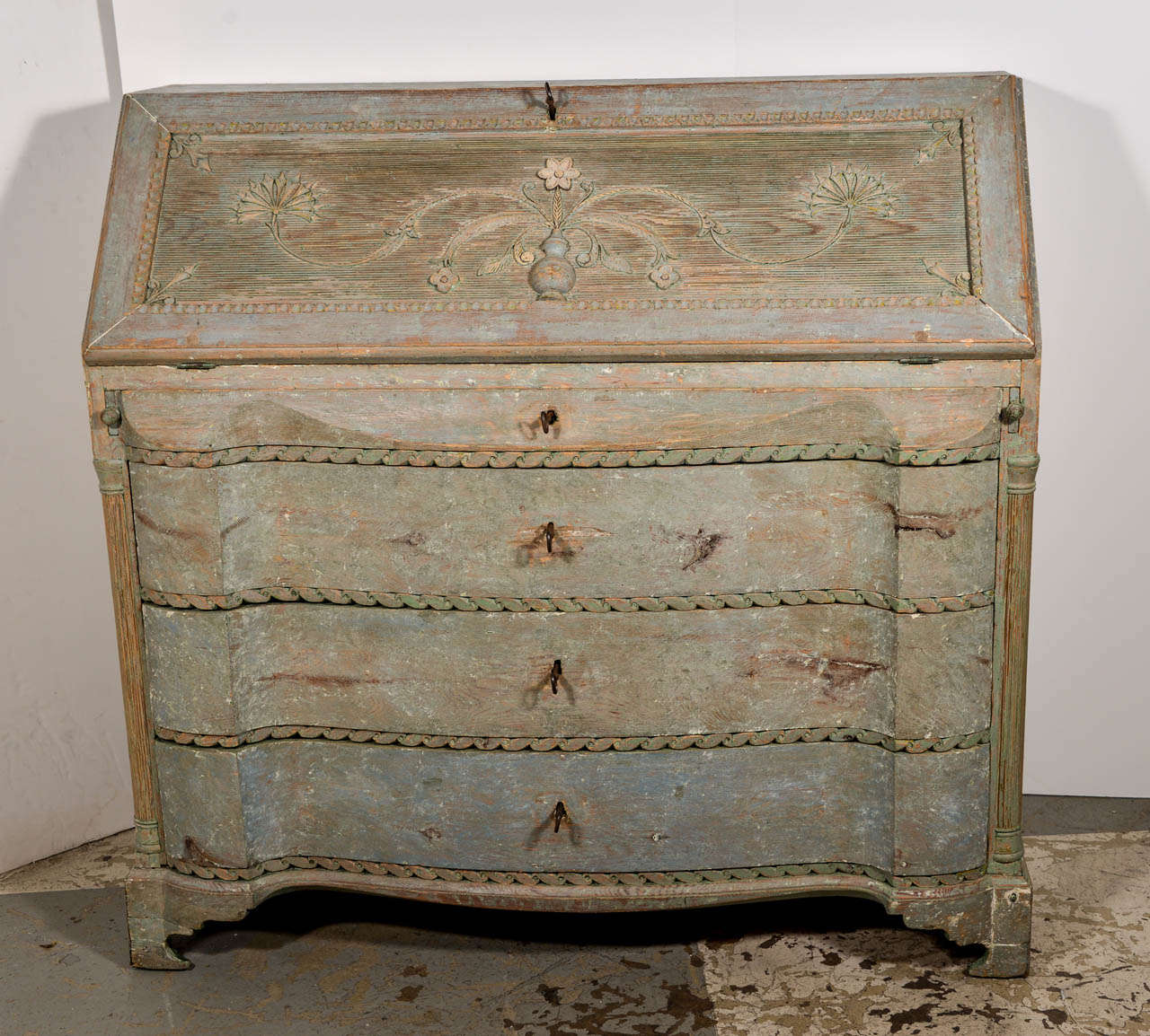 Stunning 18th c Swedish Gustavian secretary in original paint, intricate details and carving. A wonderful piece!