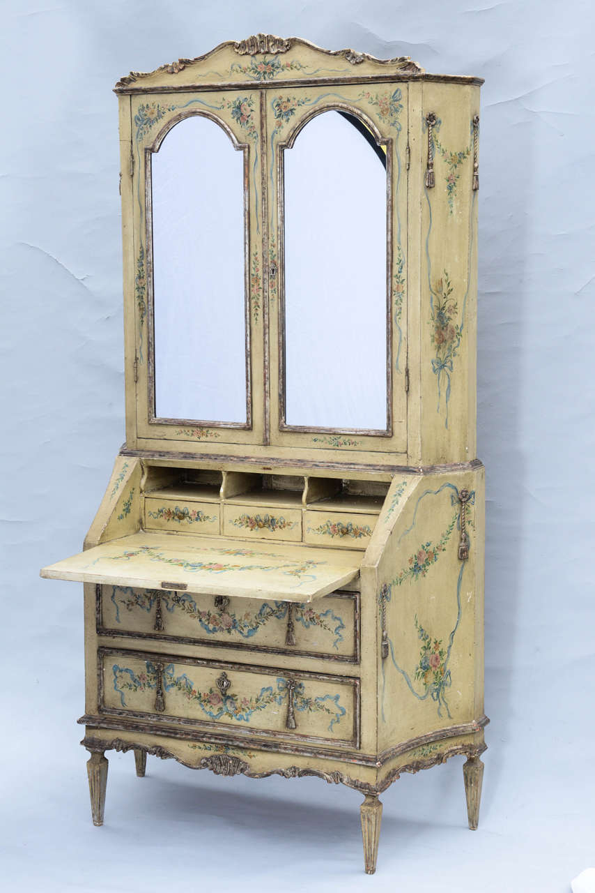 Fine Hand-Painted Venetian 19th Century Secretaire For Sale 2