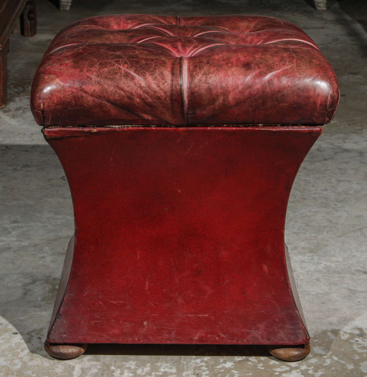 19th Century English Red Leather Ottoman 1