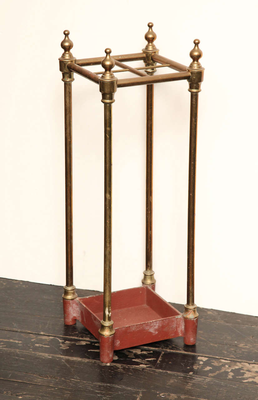 Early 20th Century English, Brass Umbrella Stand In Excellent Condition In New York, NY