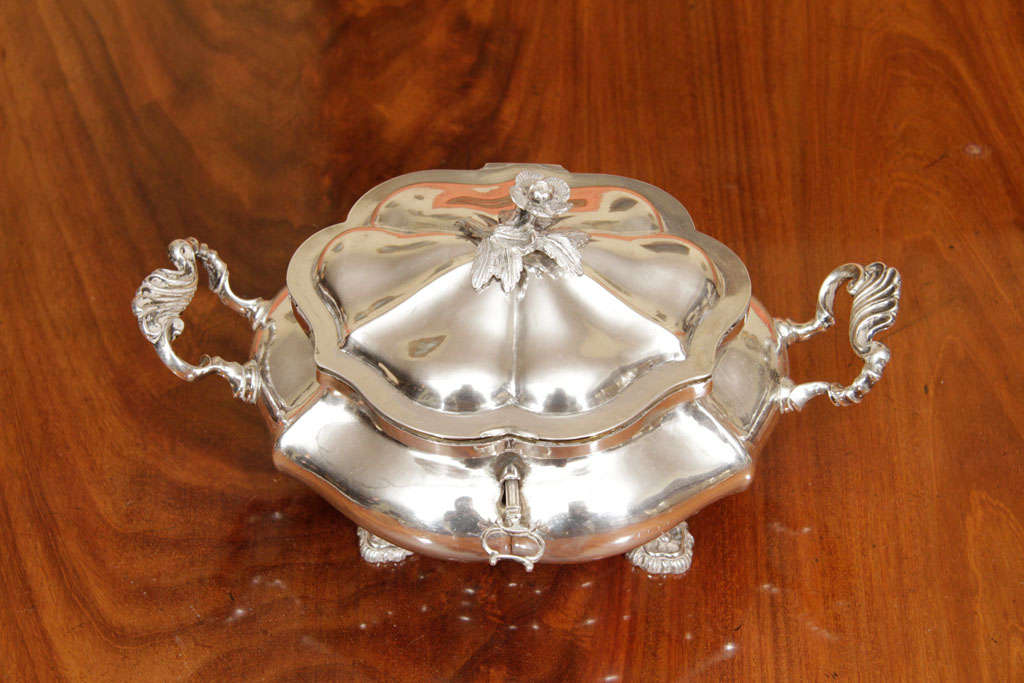 19th Century Russian silver sugar bowl For Sale