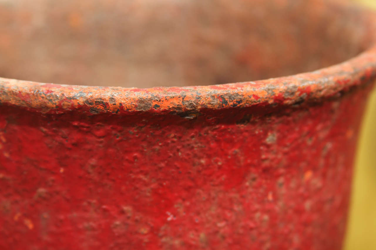 Red Iron Planter In Distressed Condition In Seattle, WA