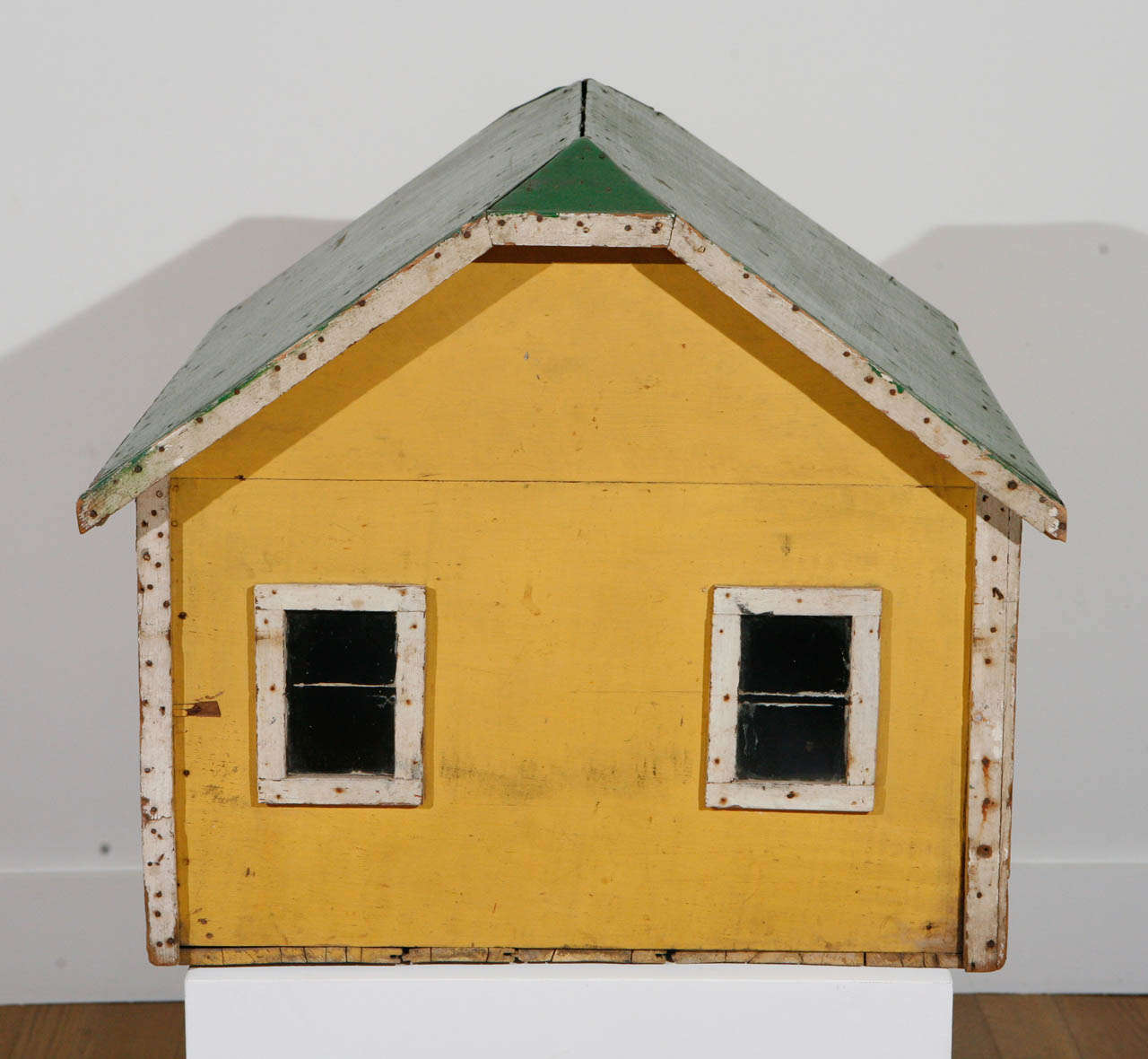 Frühes 20. Jahrhundert, Modell Scheunen- oder Garage, ca. 1910-1930 (Farbe) im Angebot