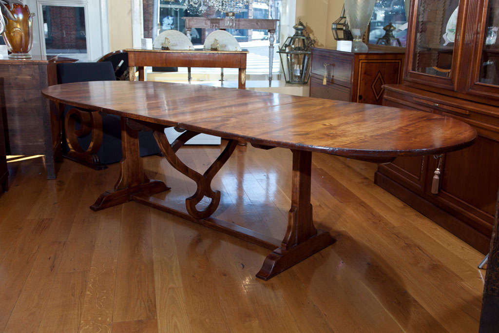 Lovely mellowed cherry wood patina describes this modernized vigneron inspired base.