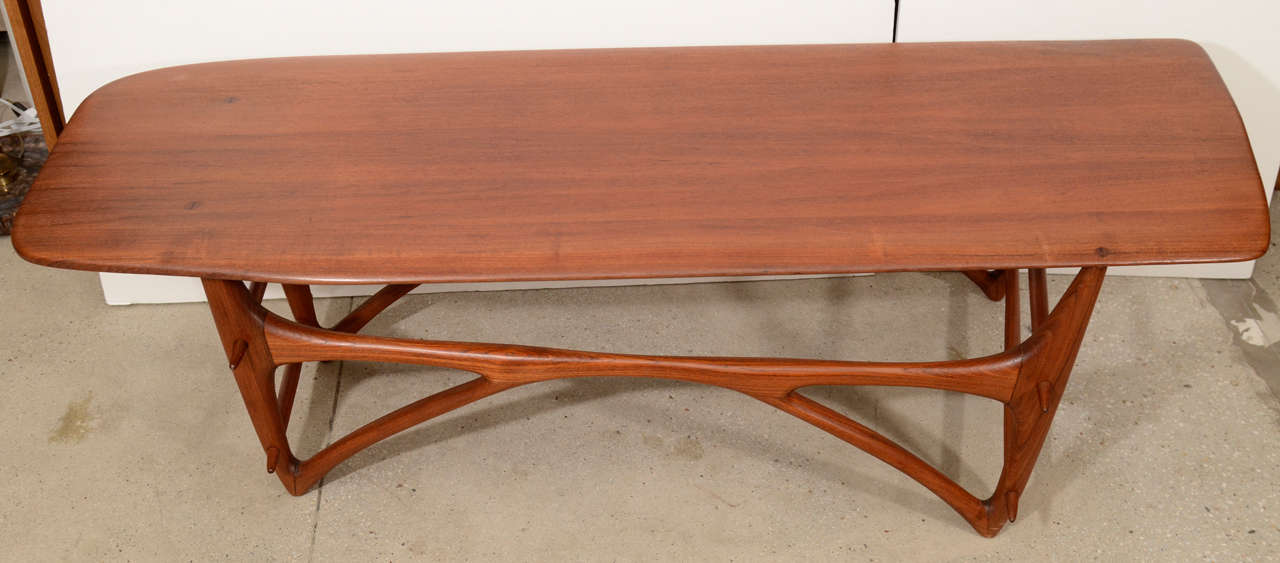 Biomorphic Teak Cocktail Table In Excellent Condition In New York, NY