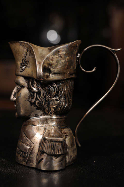 Napoleonic themed silver creamer In Good Condition For Sale In Toronto, ON
