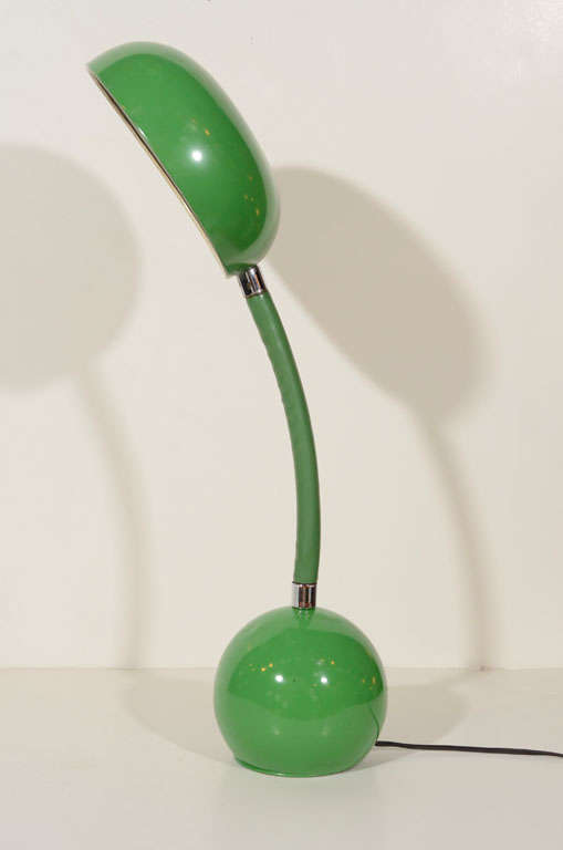 Late 20th Century 1970s Kelly Green Gooseneck Desk Lamp