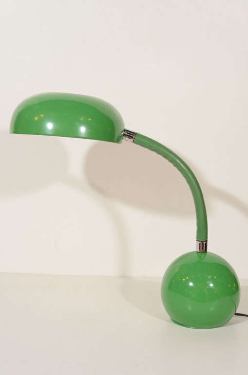Kelly green desk lamp with gooseneck.  USA circa 1970.