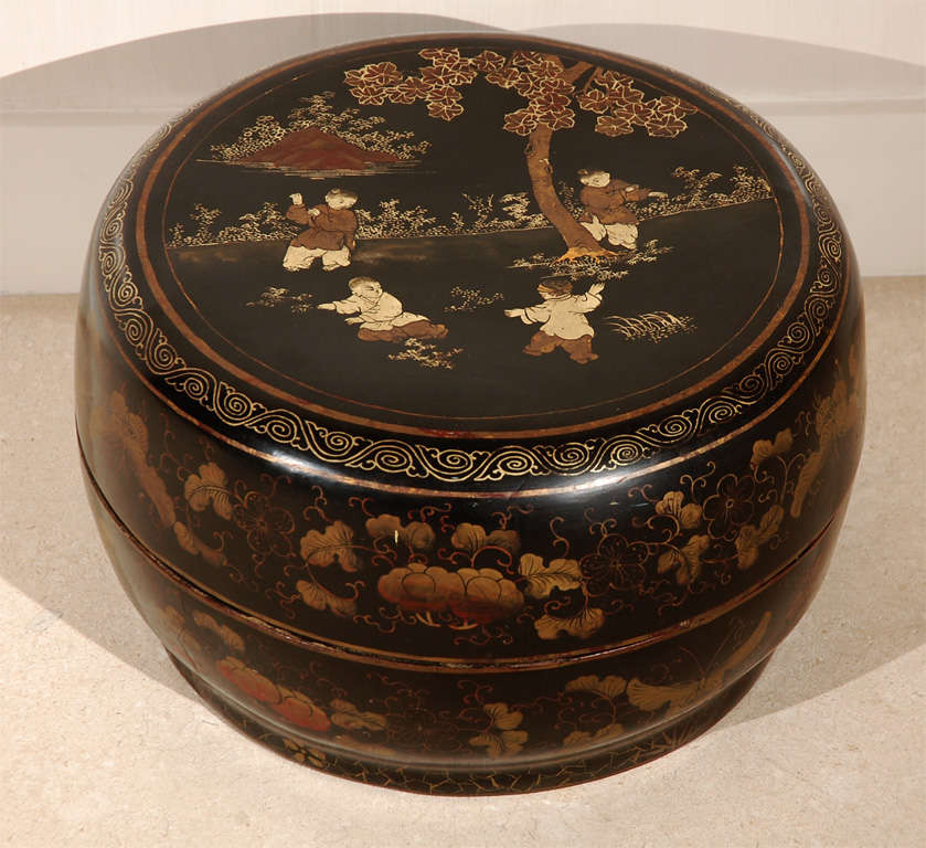 An Antique Chinese Lacquer Wedding Box at 1stDibs