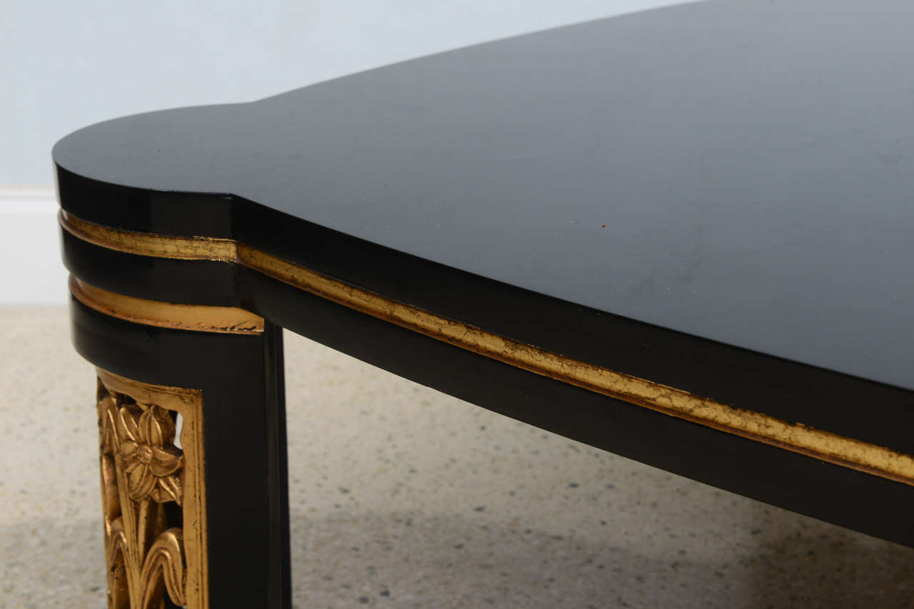 American Modern Black Lacquer and Parcel-Gilt Low Table Attributed to James Mont For Sale 1