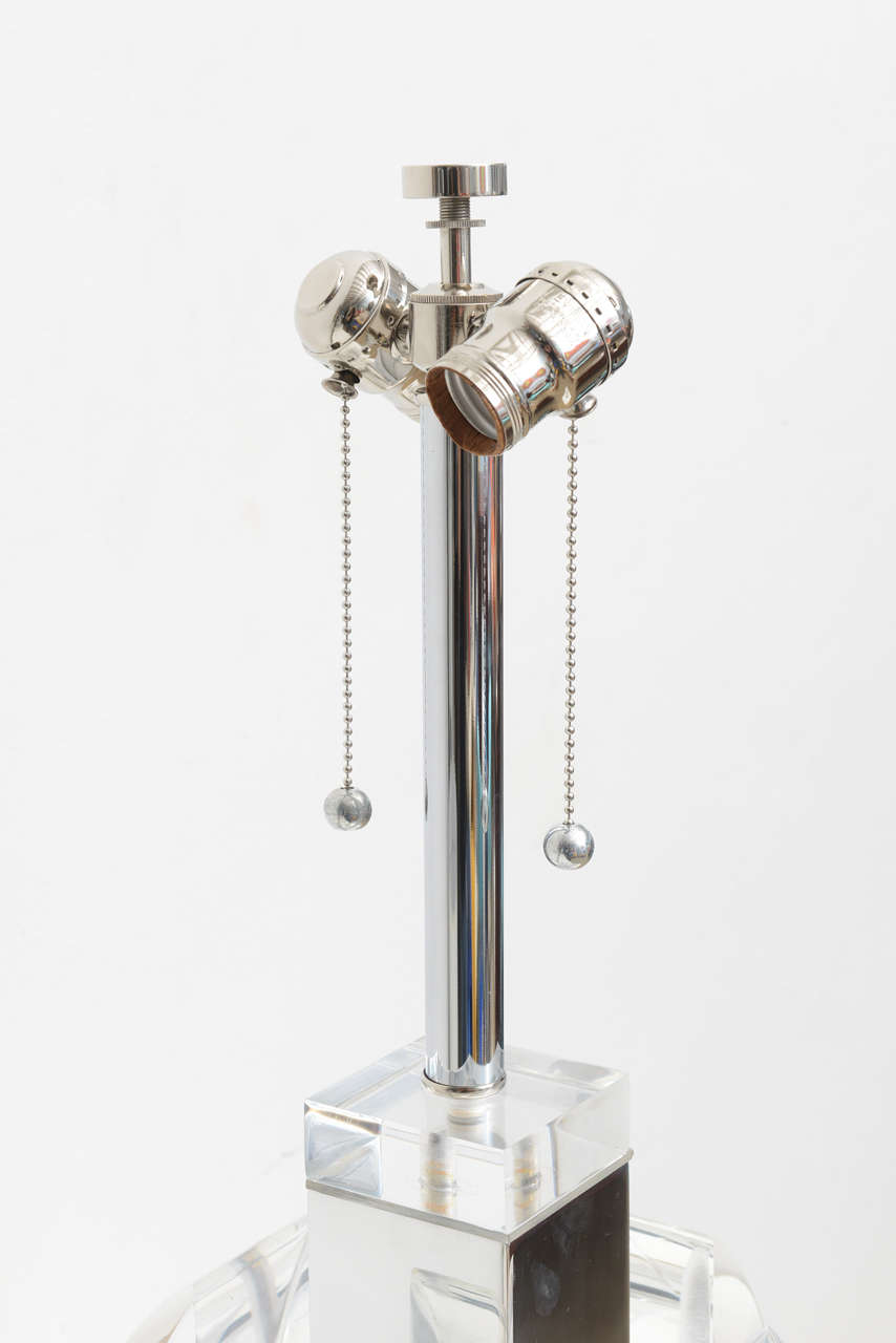 Chrome Mid Century Modern Hi-End Karl Springer Style Sculptural Lucite Table Lamp
