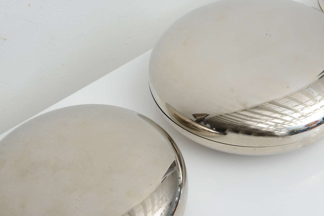 Set of Three Modernist 1970s Italian Sculptural Chrome Bowls or Saucer Vessels In Good Condition In Miami, FL