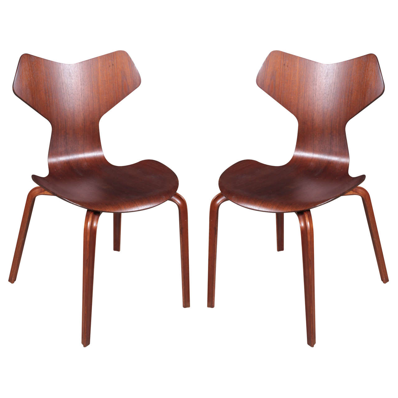 Arne Jacobsen "Grand Prix" Chairs