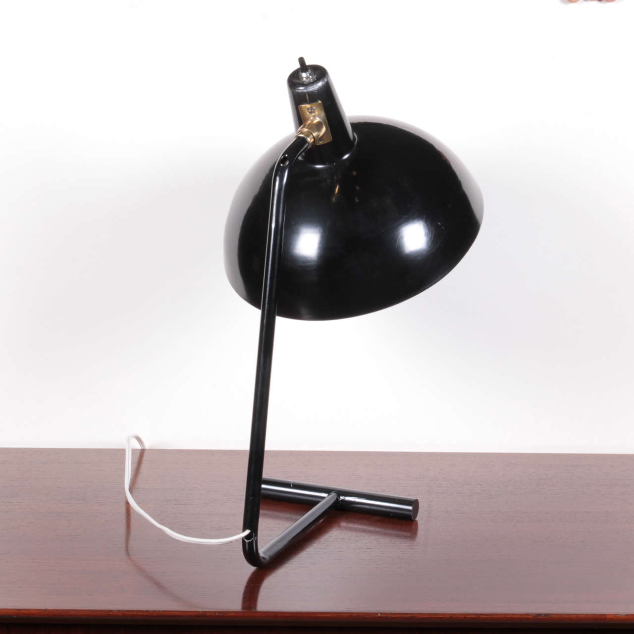 Black Painted Steel Desk Lamp with Brass Accents In Excellent Condition In New York, NY