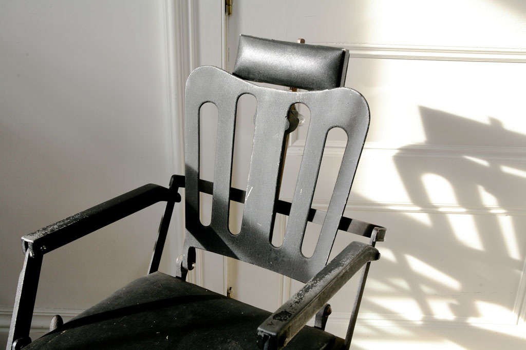 American 19th C. Cast-iron Portable Dentists Chair