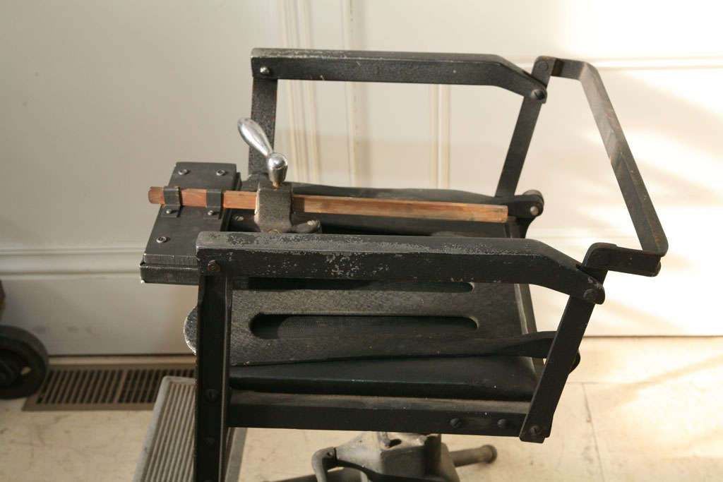 19th C. Cast-iron Portable Dentists Chair 5