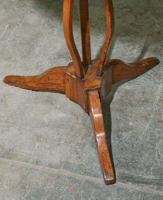 Early 19th century Itailan Fruit wood Tilt top table 3