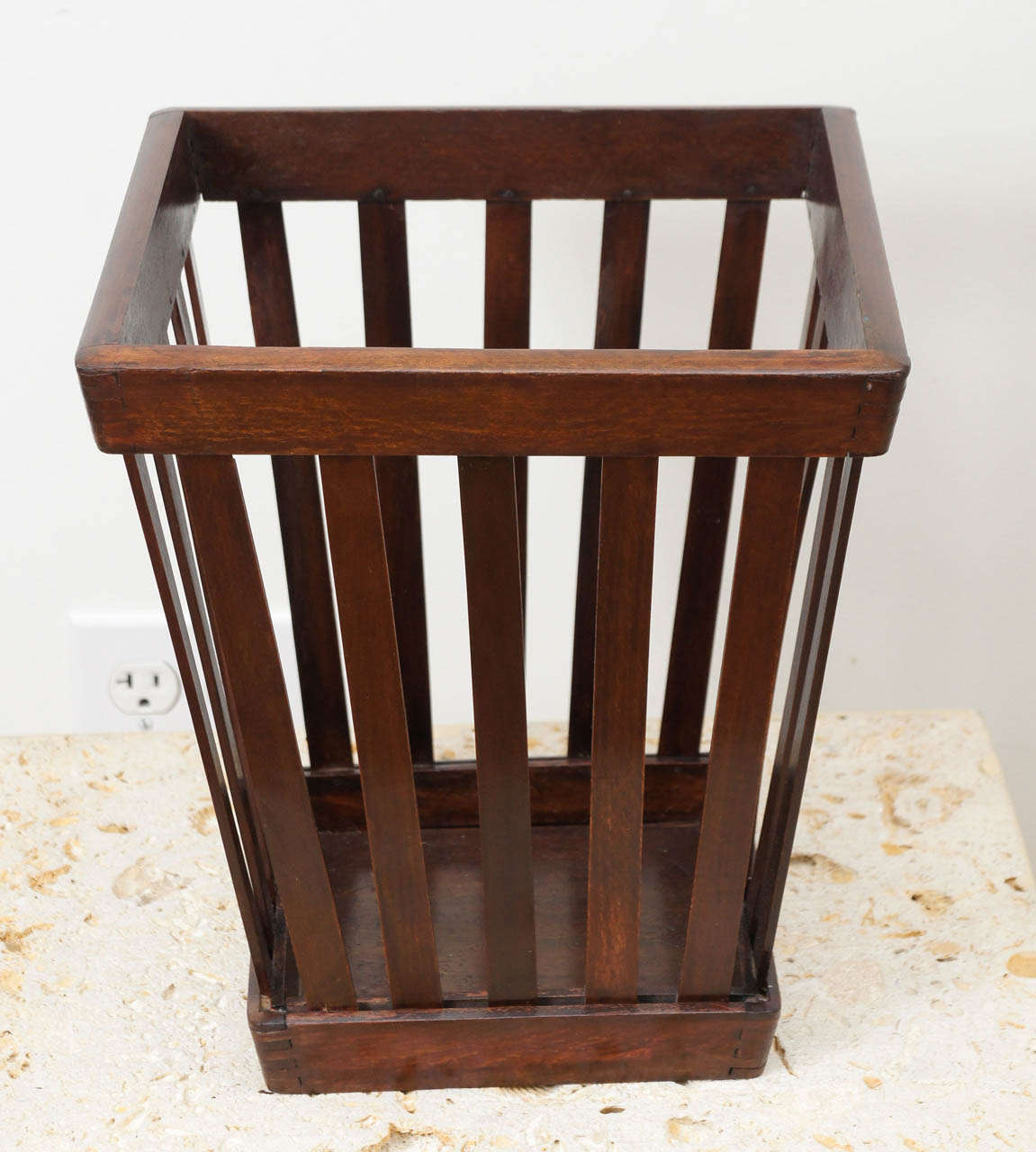 charming waste bin, with wooden slats and dovetailed corners.
newly refurbished in a warm walnut color stain.