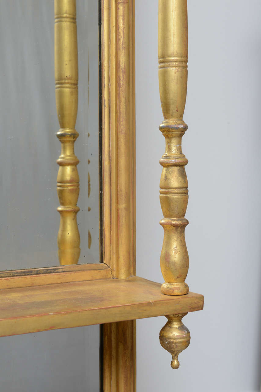 Pair of Gilded Neoclassical Mirrored Whatnots In Good Condition In West Palm Beach, FL