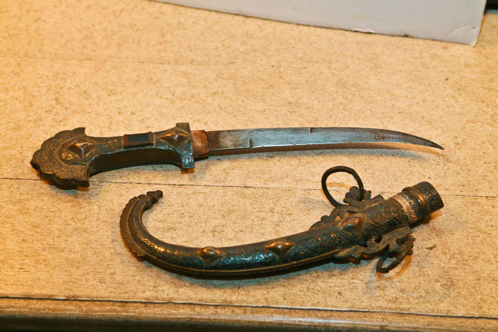 Scimitar Dagger in sterling silver and brass 5