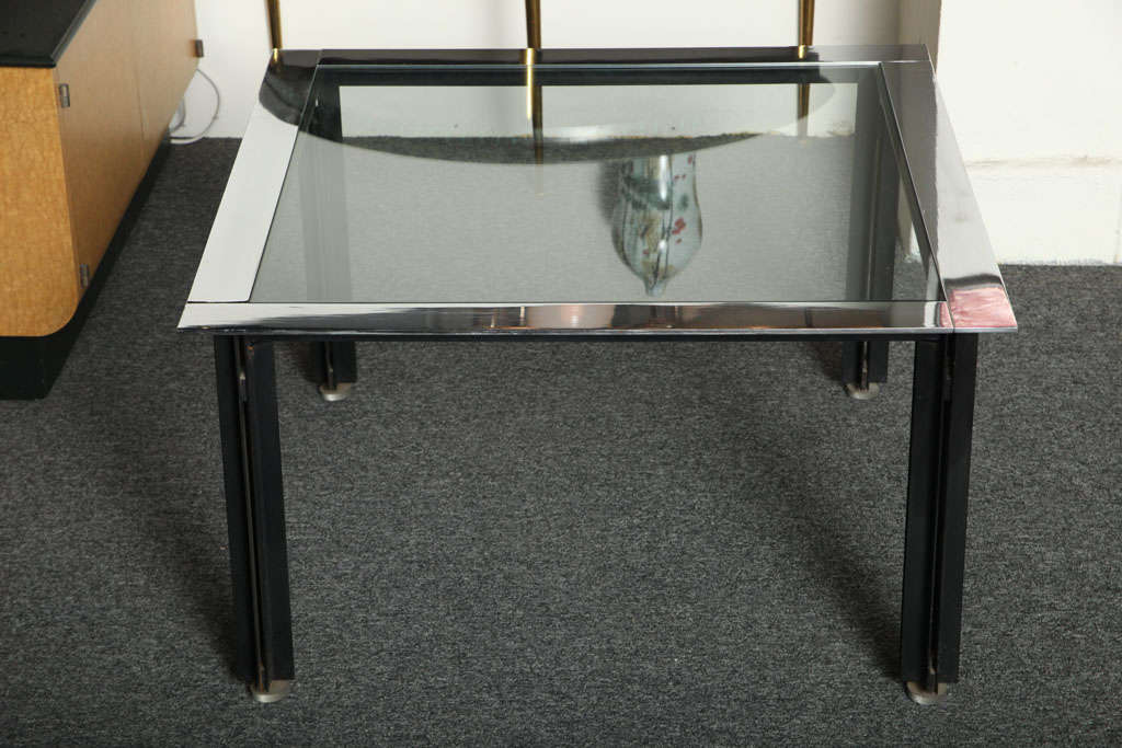 Cocktail Table by Luigi Coccia Dominioni made in Italy For Sale 2