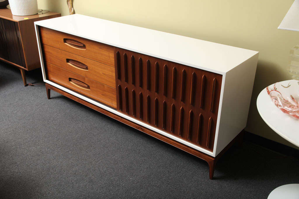 Stunning 50's Sculpted Front  White Lacquer & Walnut Credenza 5