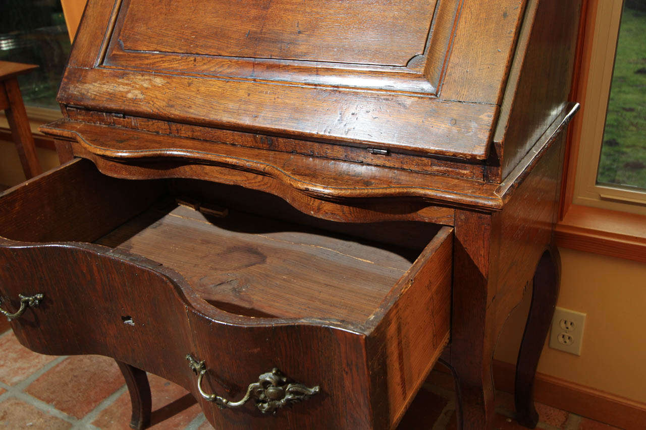 Dutch 18th Century Drop Front Desk For Sale 3