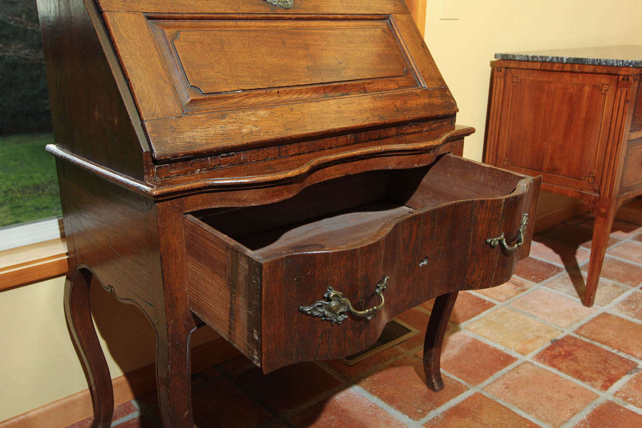 Dutch 18th Century Drop Front Desk For Sale 4