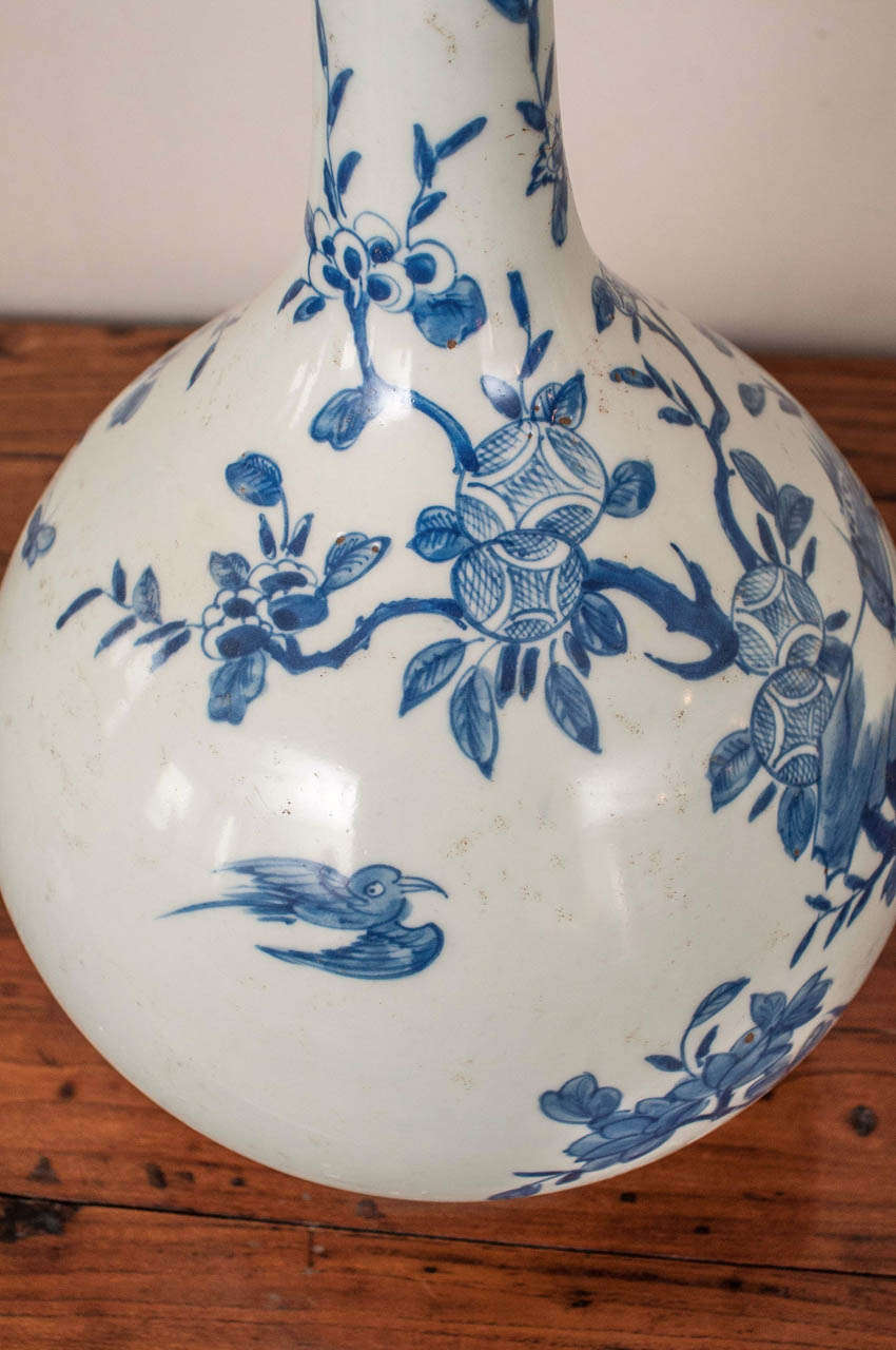 Pair of Chinese Blue and White Porcelain Vases 2