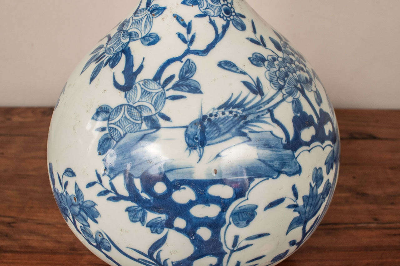 Pair of Chinese Blue and White Porcelain Vases 3