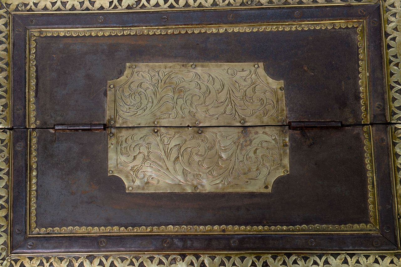 Antique Moroccan 19th Century Large Brass & Wood Trunk 5
