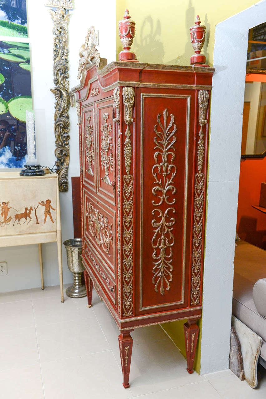 Italian Neoclassic Style Scarlet Painted and Silver Gilt Cabinet For Sale 1
