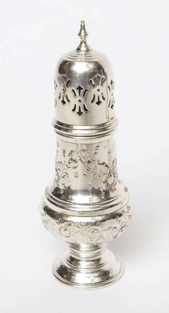 Near Pair of Silver Plate Castors, 19th Century In Good Condition For Sale In West Palm Beach, FL