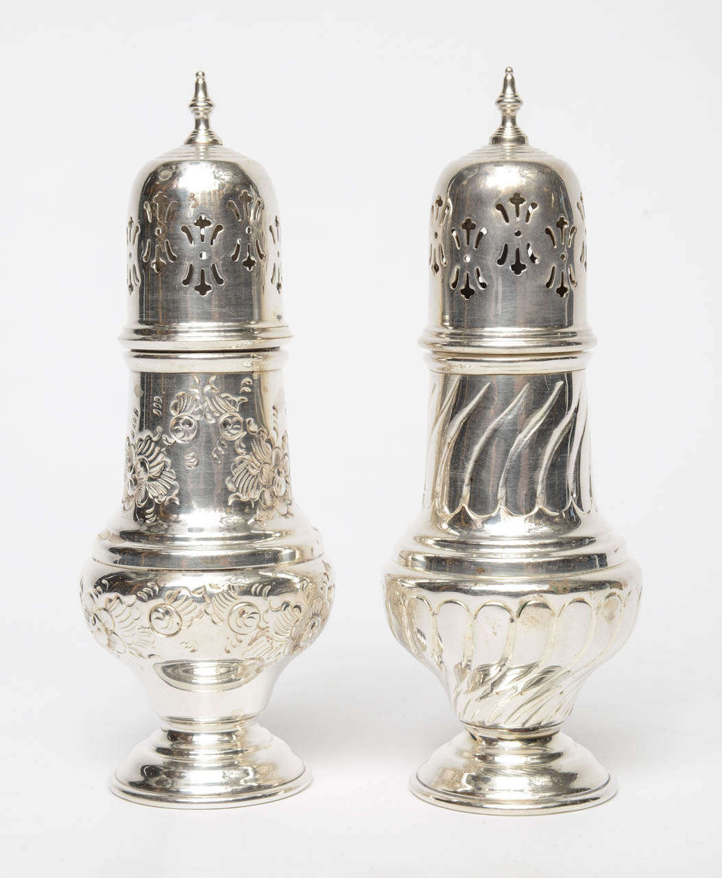 Near Pair of Silver Plate Castors, 19th Century For Sale 1